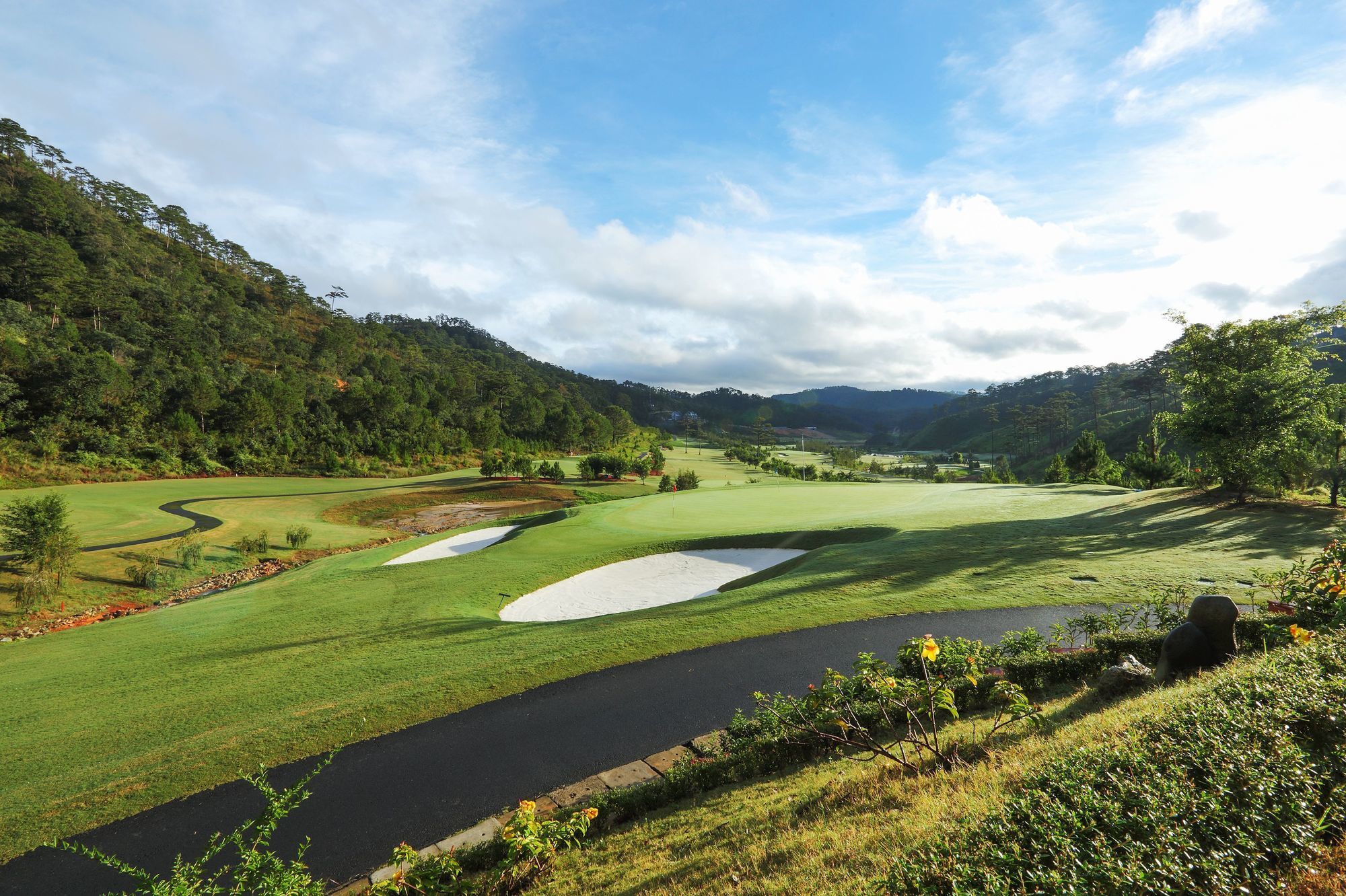 Sam Tuyen Lam Golf & Resorts Dalat Bagian luar foto